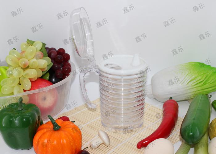 實用與美學(xué)并存 鑫樂新款塑料油壺，為您的廚房生活添彩